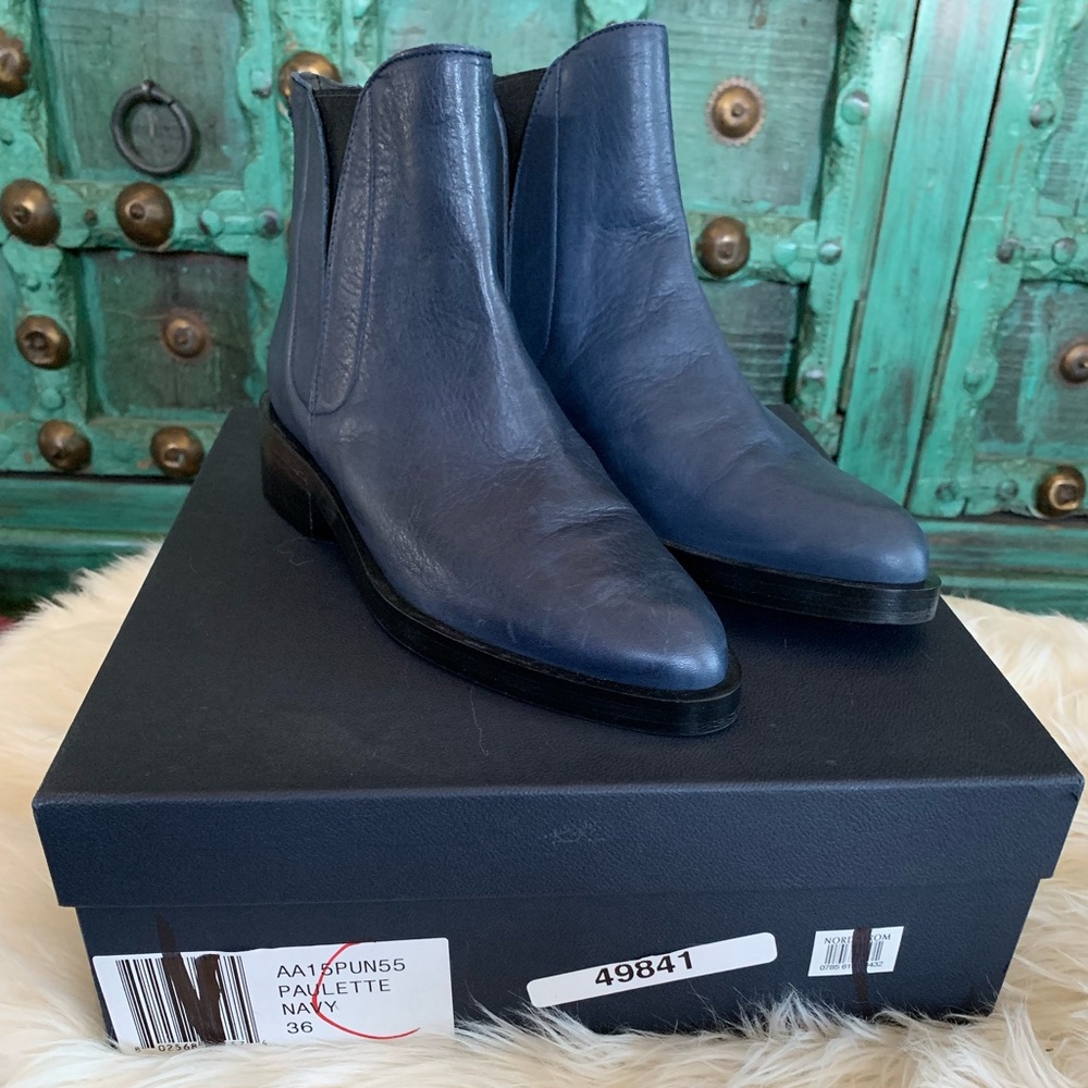 ANDRE ASSOUS PAULETTE CHELSEA BOOT